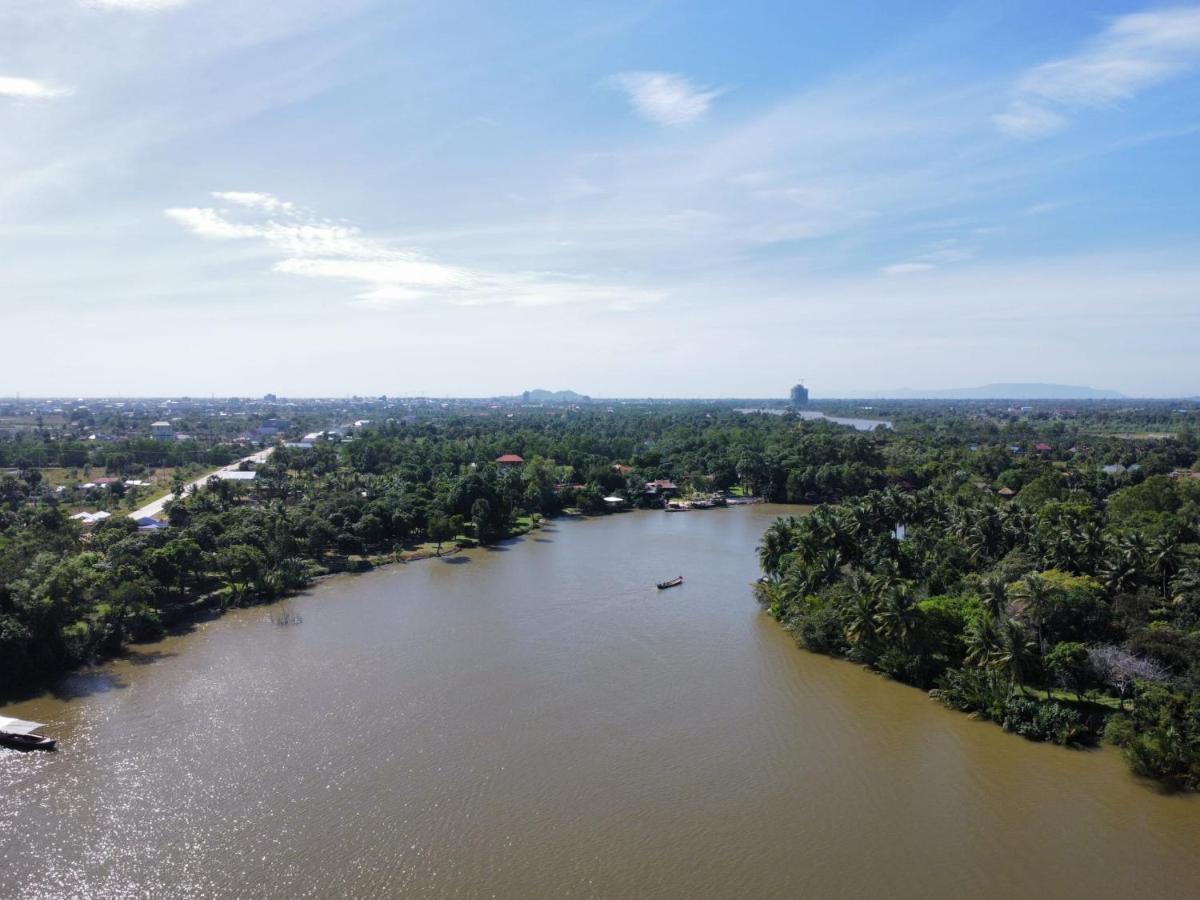 The Hideaway Hotel Kampot Bagian luar foto